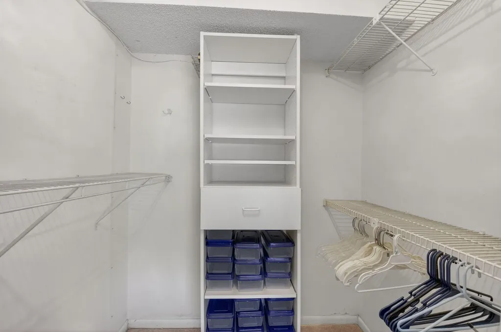 27 Abbey Lane Delray Beach FL 33446