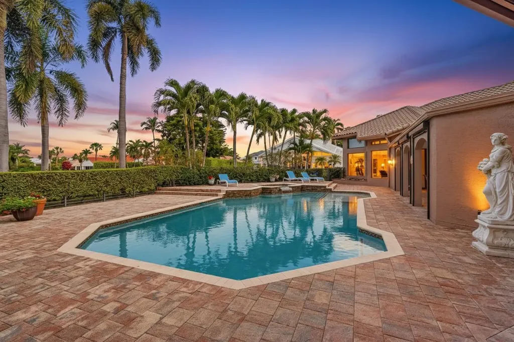 17595 Bocaire Place Boca Raton FL 33487