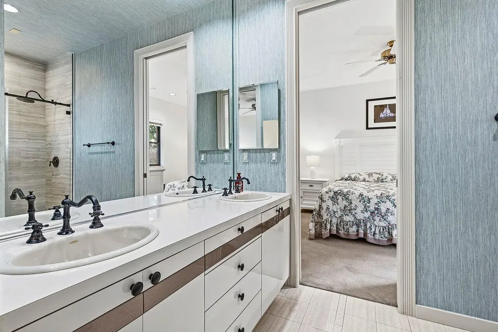 17595 Bocaire Place Boca Raton FL 33487