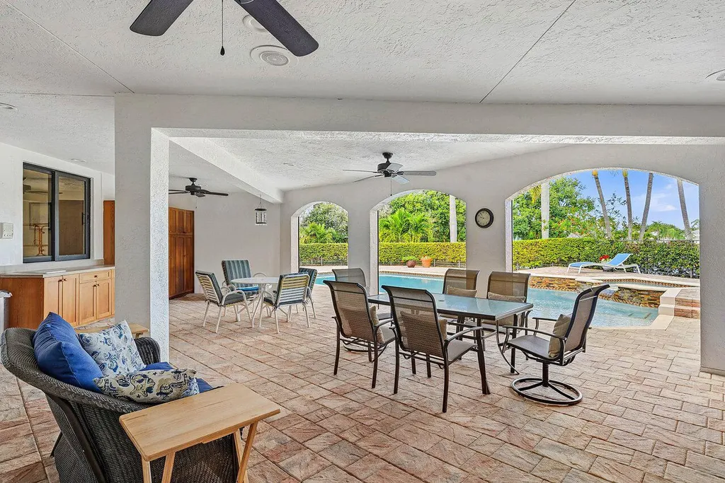 17595 Bocaire Place Boca Raton FL 33487