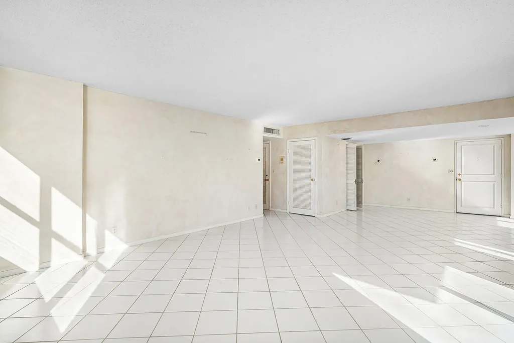 2600 N Flagler Drive West Palm Beach FL 33407