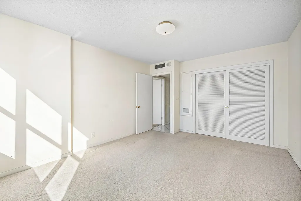 2600 N Flagler Drive West Palm Beach FL 33407