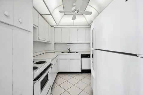 2600 N Flagler Drive West Palm Beach FL 33407