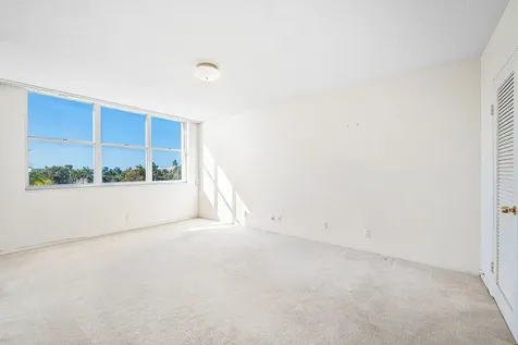 2600 N Flagler Drive West Palm Beach FL 33407