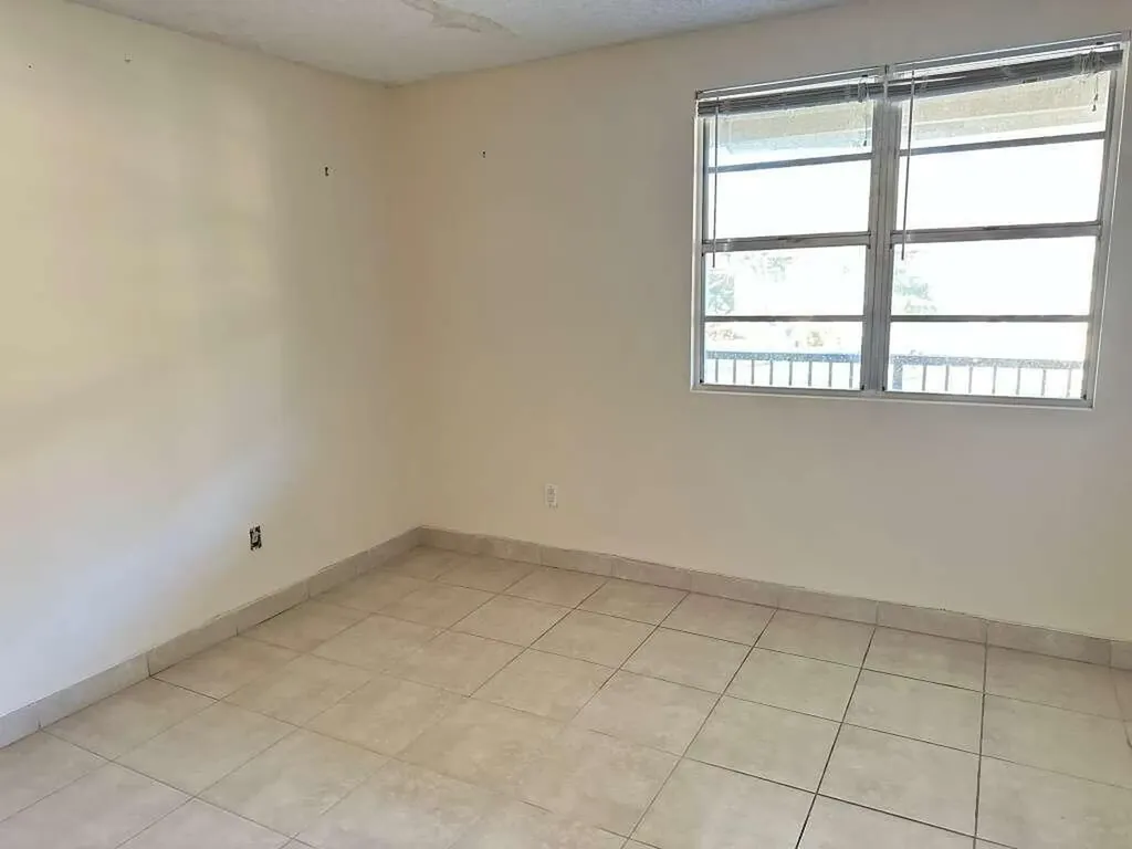 1239 SW 46th Avenue Pompano Beach FL 33069