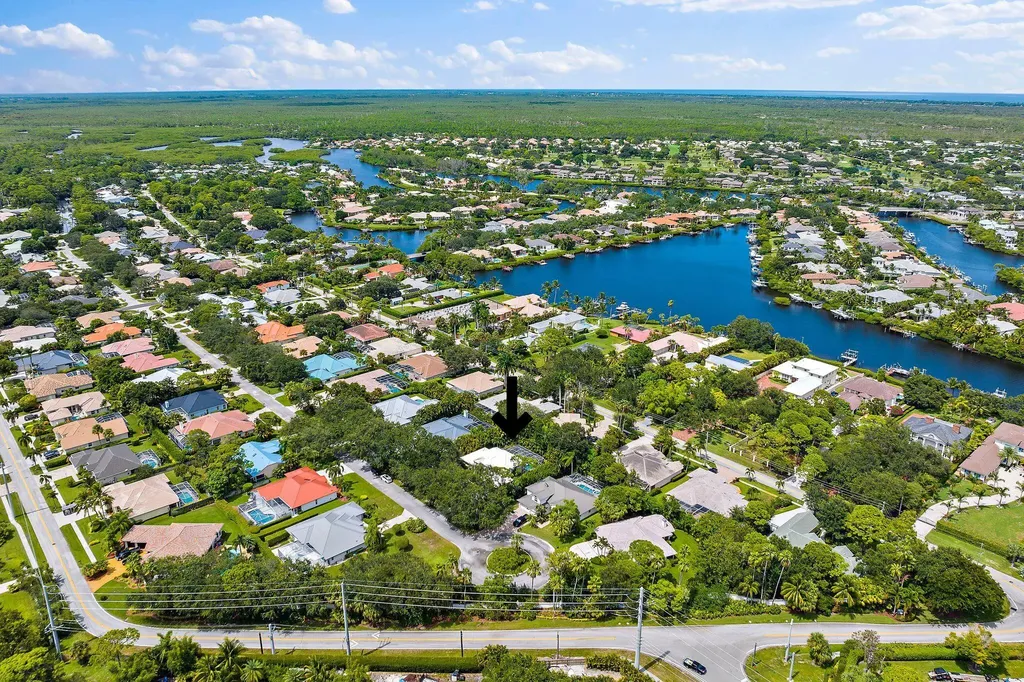 19115 SE Coral Reef Lane Jupiter FL 33458
