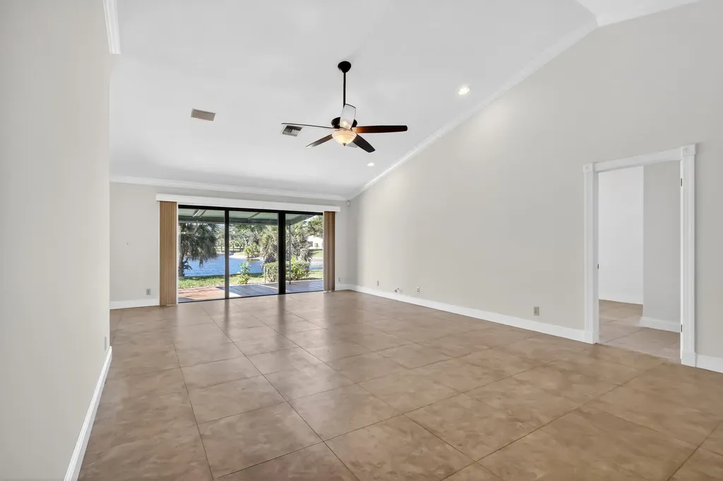 6656 Las Flores Drive Boca Raton FL 33433