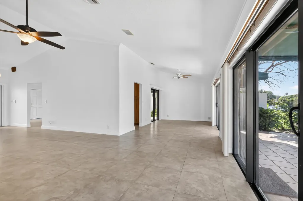 6656 Las Flores Drive Boca Raton FL 33433