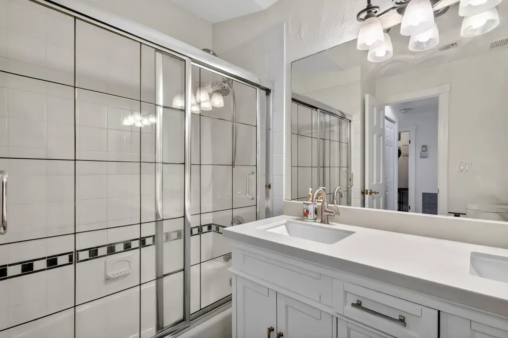 6656 Las Flores Drive Boca Raton FL 33433