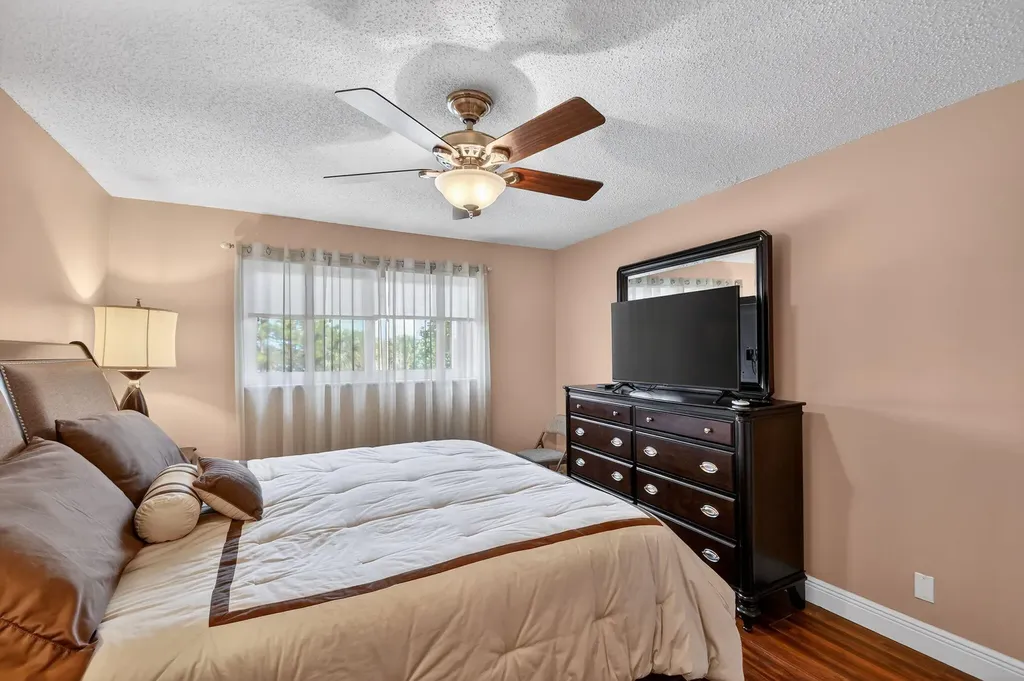 729 Lori Drive Palm Springs FL 33461