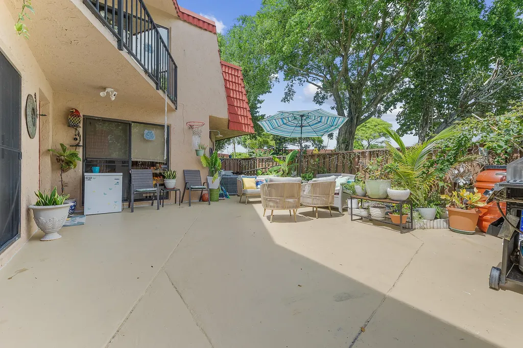 8141 Severn Drive Boca Raton FL 33433