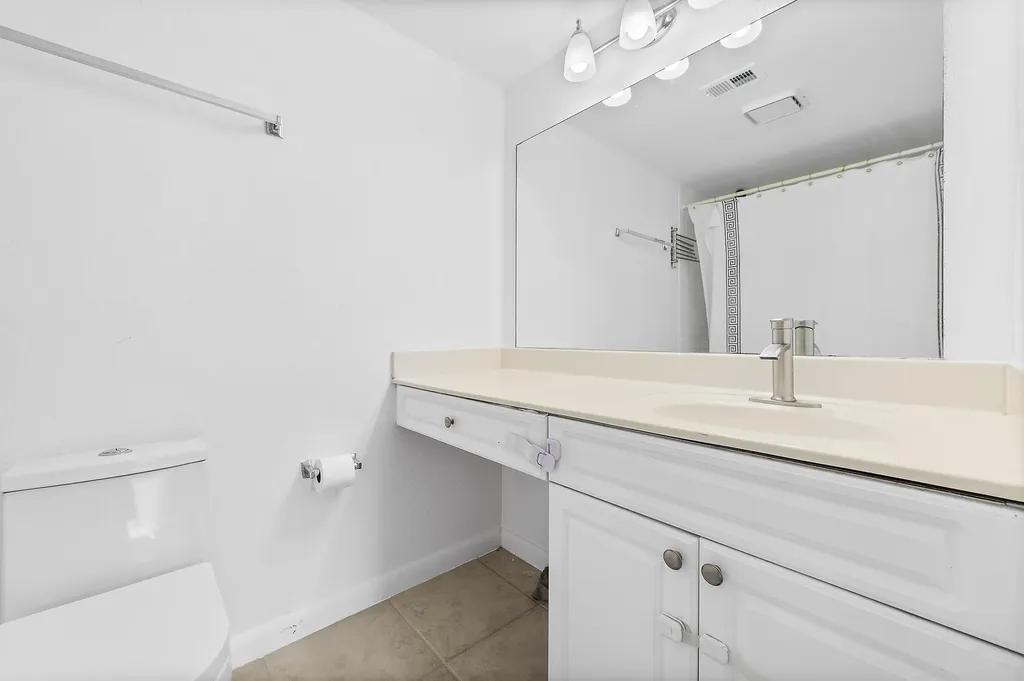 8141 Severn Drive Boca Raton FL 33433