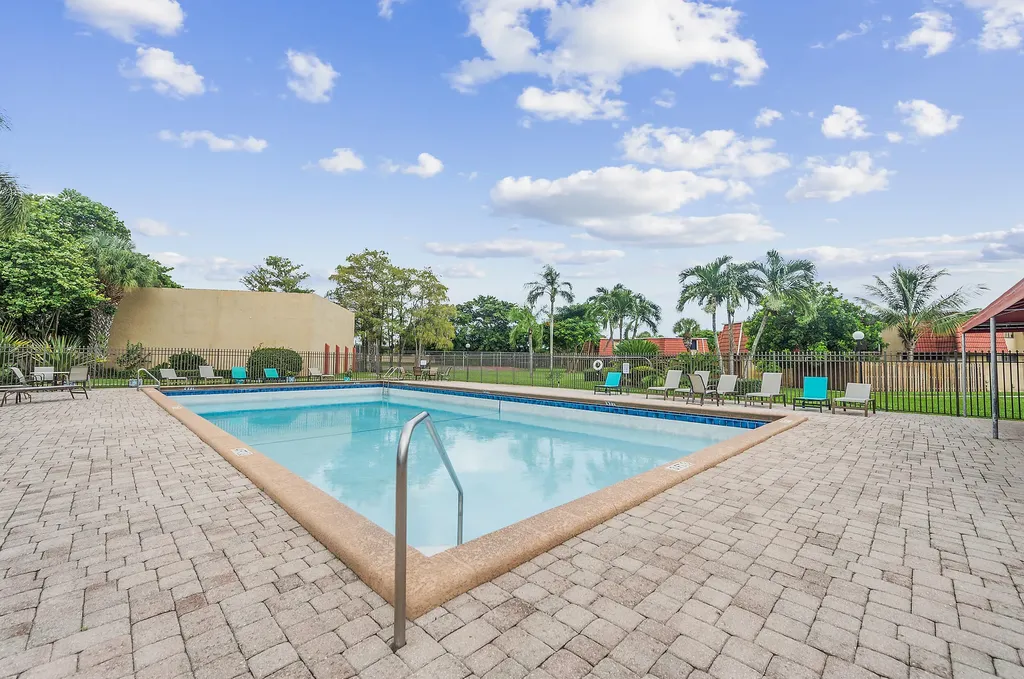 8141 Severn Drive Boca Raton FL 33433