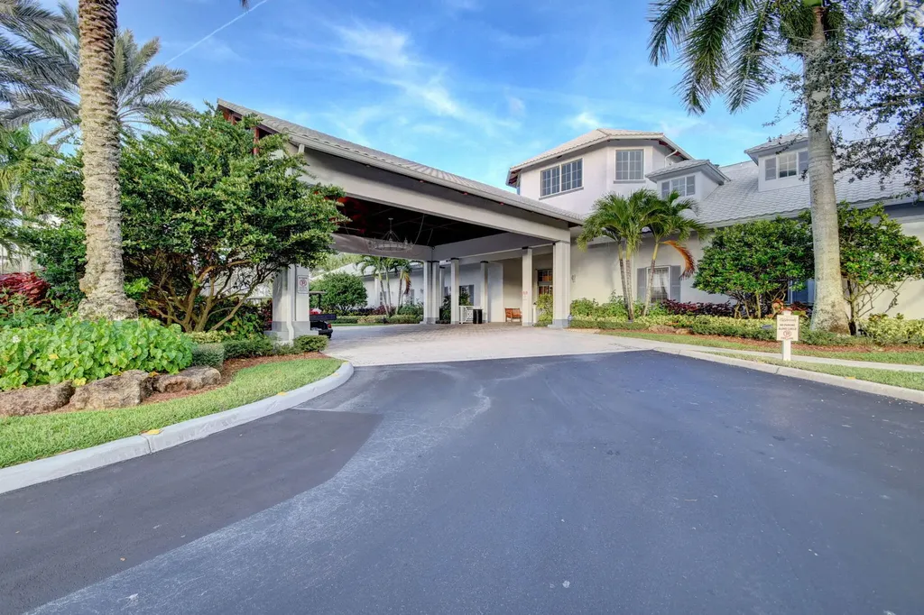 2305 Sailfish Cove Drive West Palm Beach FL 33411