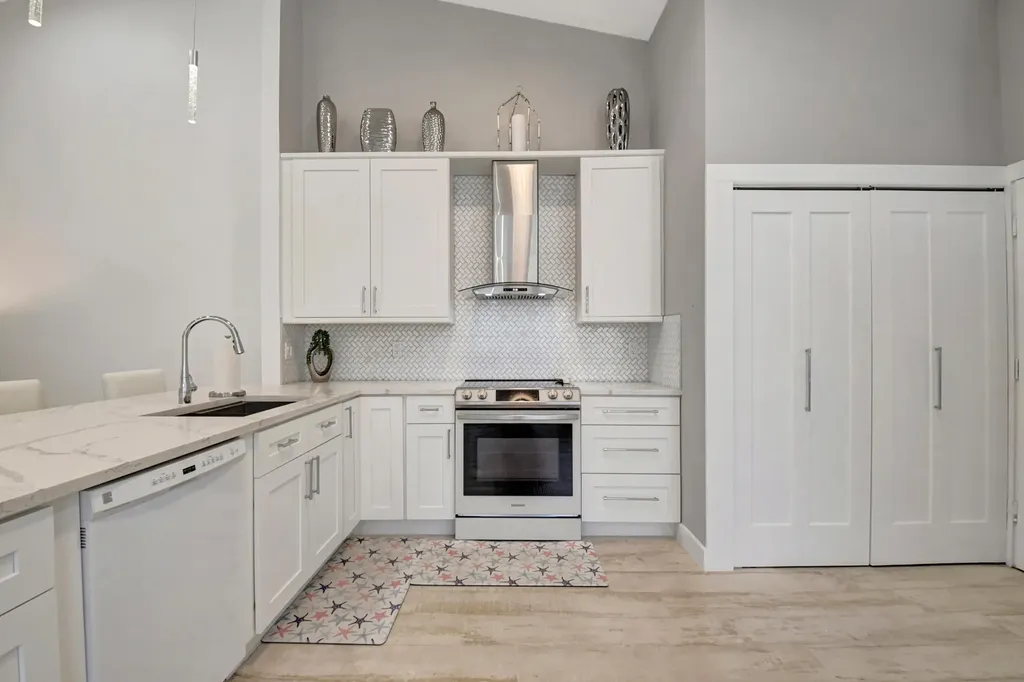 6189 Petunia Road Delray Beach FL 33484