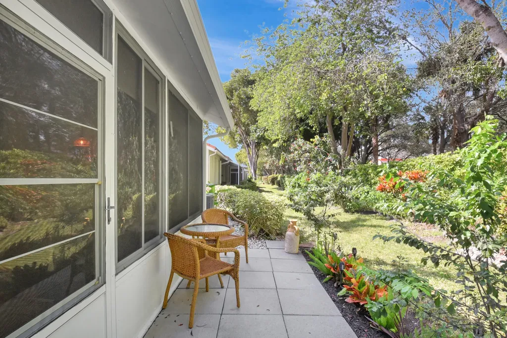 6189 Petunia Road Delray Beach FL 33484
