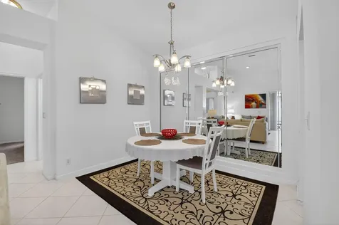 6032 Rossmoor Lakes Court Boynton Beach FL 33437