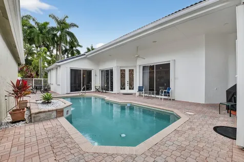 6032 Rossmoor Lakes Court Boynton Beach FL 33437