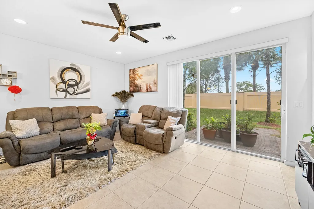 5809 Monterra Club Drive Lake Worth FL 33463