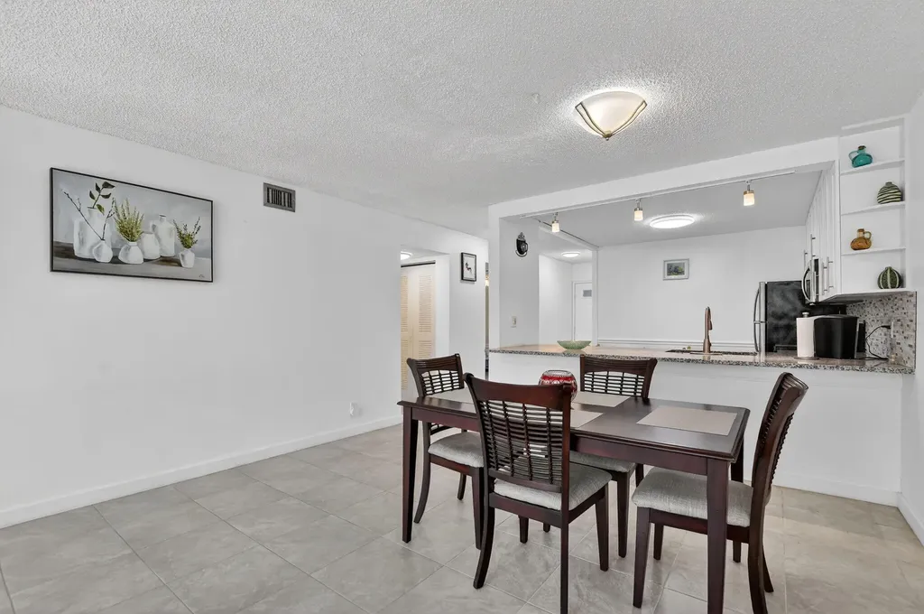 9110 Fairbanks Lane Boca Raton FL 33496