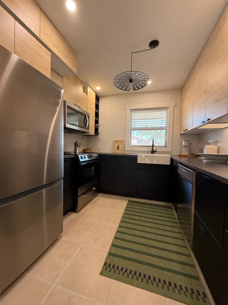 2688 Dudley Drive E West Palm Beach FL 33415