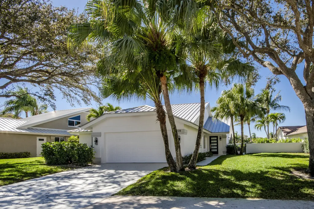 228 Ridge Road Jupiter FL 33477