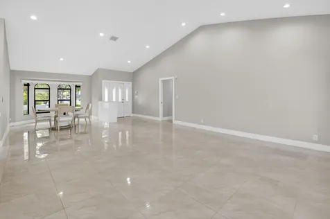 2871 NW 49th Street Boca Raton FL 33434