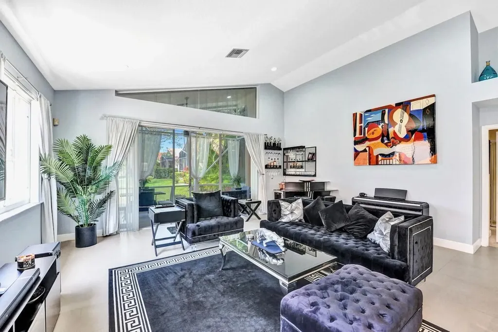 11067 Springbrook Circle Boynton Beach FL 33437