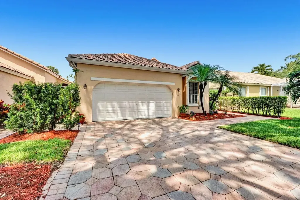 11067 Springbrook Circle Boynton Beach FL 33437