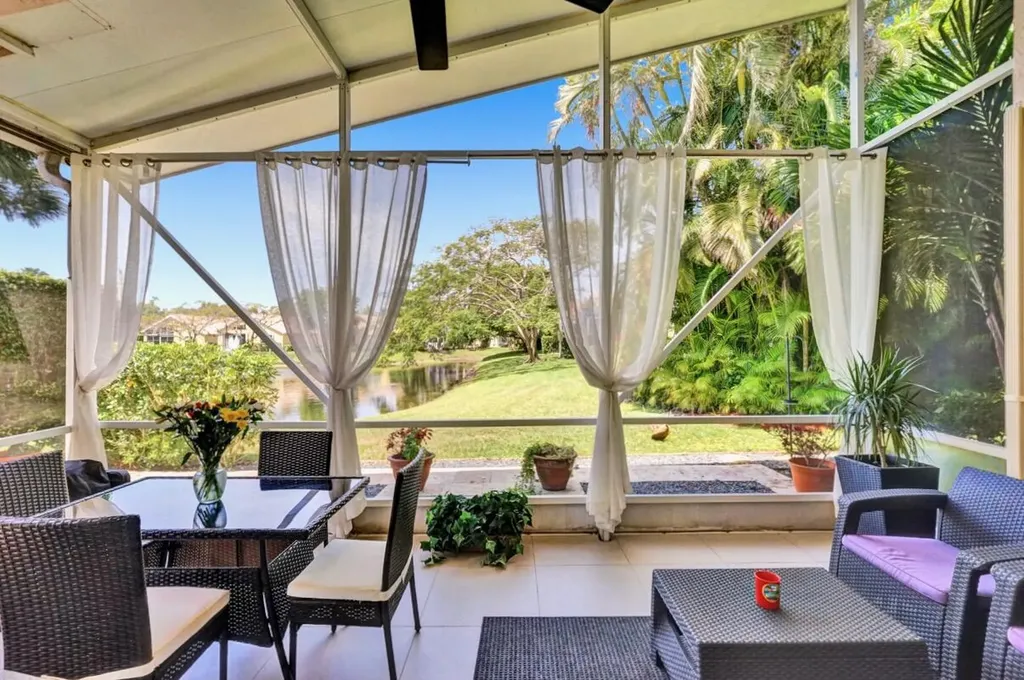 11067 Springbrook Circle Boynton Beach FL 33437