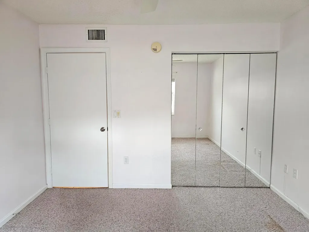 9963 Seacrest Circle Boynton Beach FL 33437