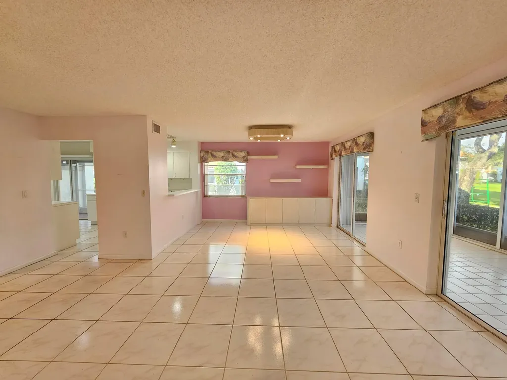 9963 Seacrest Circle Boynton Beach FL 33437