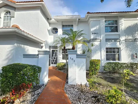 9963 Seacrest Circle Boynton Beach FL 33437