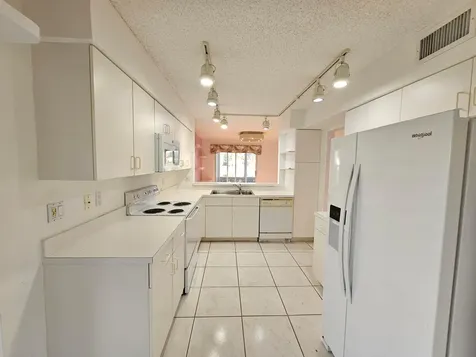 9963 Seacrest Circle Boynton Beach FL 33437
