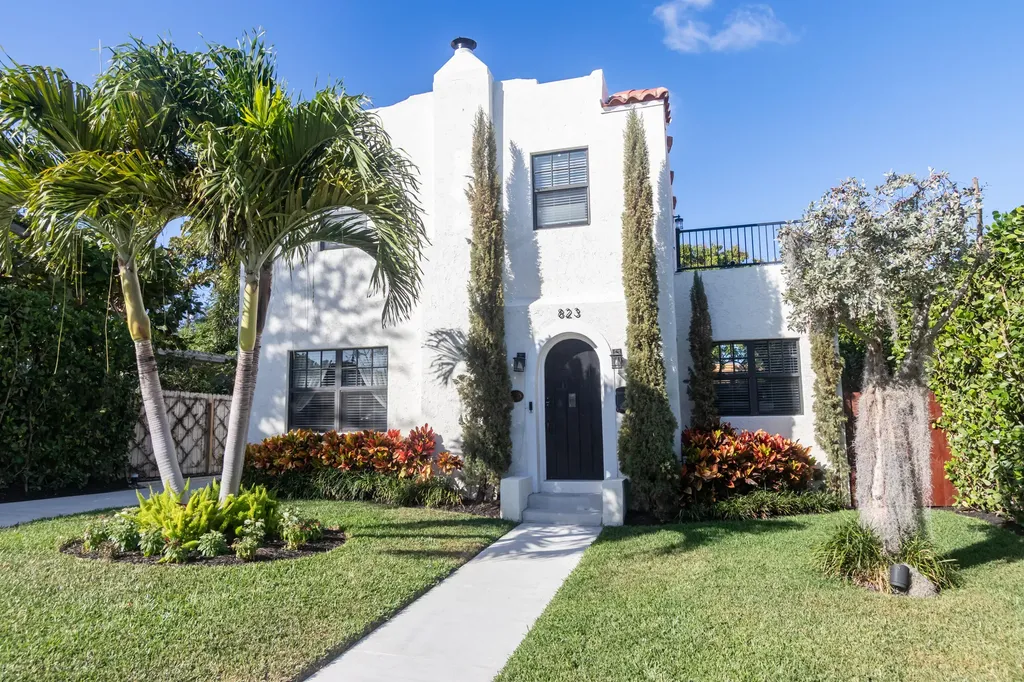 823 38th Street West Palm Beach FL 33407