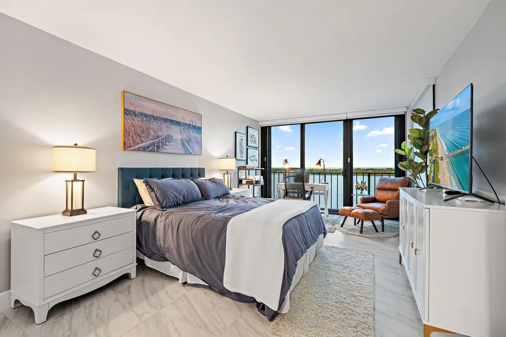 124 Lakeshore Drive North Palm Beach FL 33408