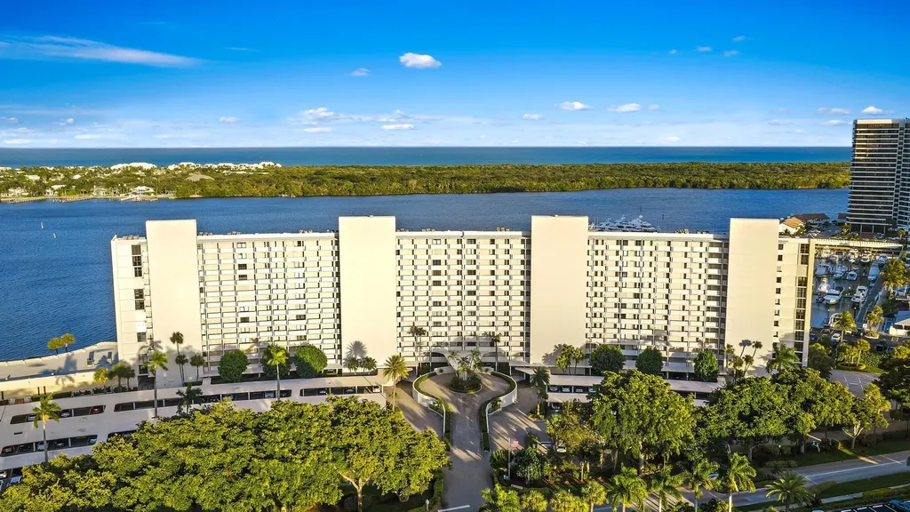 124 Lakeshore Drive North Palm Beach FL 33408