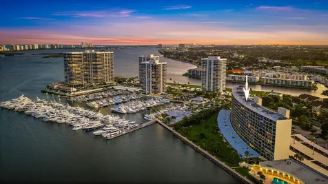 124 Lakeshore Drive North Palm Beach FL 33408