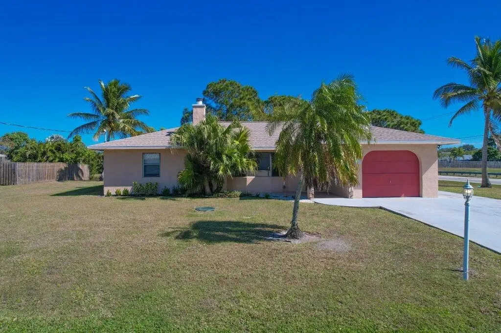 2097 SE Mantua Street Port St Lucie FL 34952