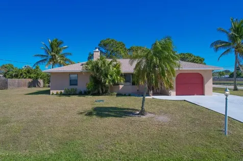2097 SE Mantua Street Port St Lucie FL 34952