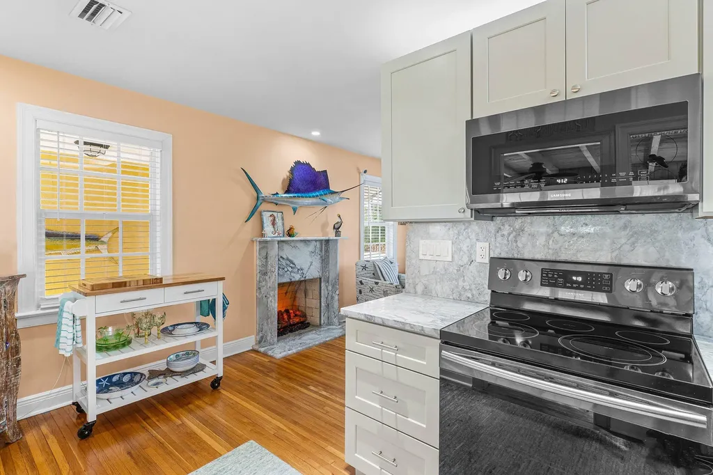 411 3rd Avenue N Lake Worth Beach FL 33460