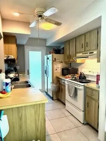 423 SE Asbury Lane Port St Lucie FL 34983