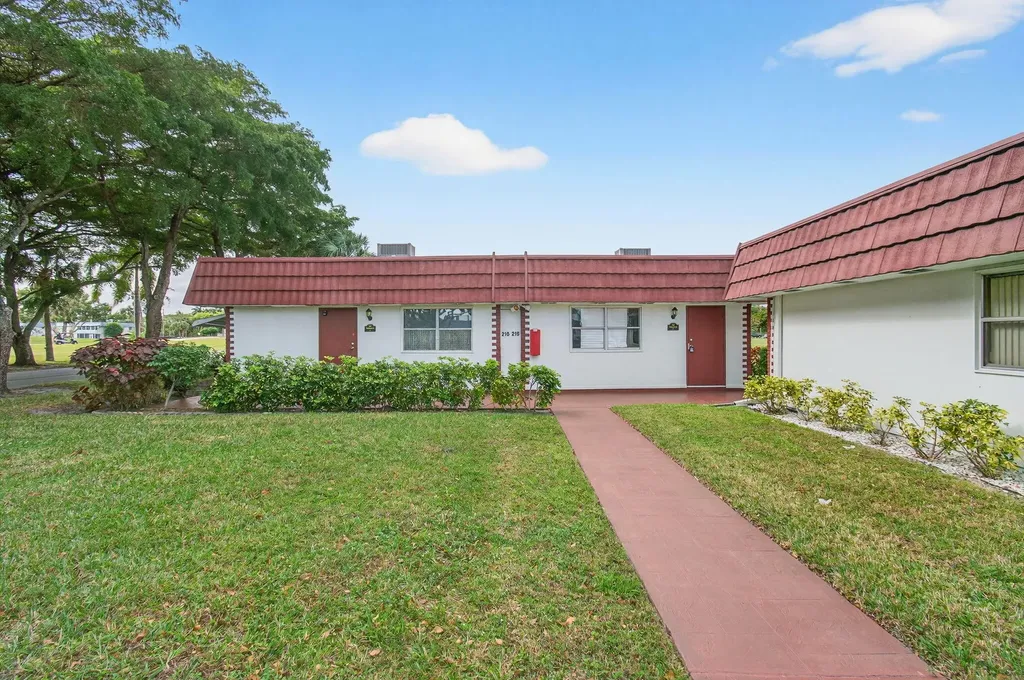 213 Waterford I Delray Beach FL 33446