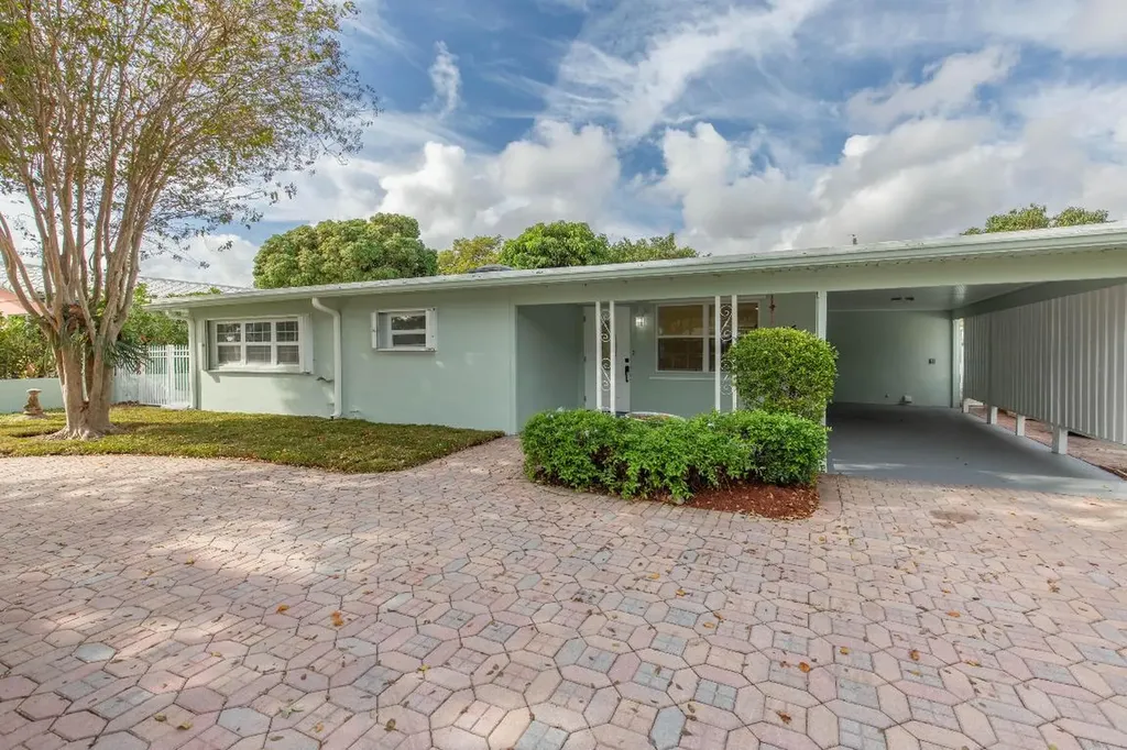405 NE 24th Avenue Pompano Beach FL 33062