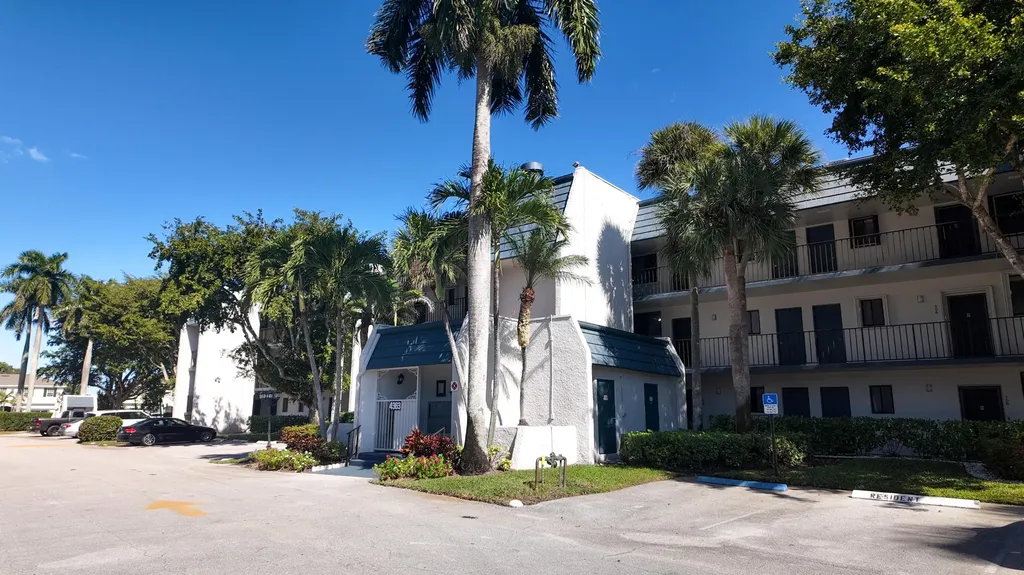 4363 Trevi Court Lake Worth FL 33467