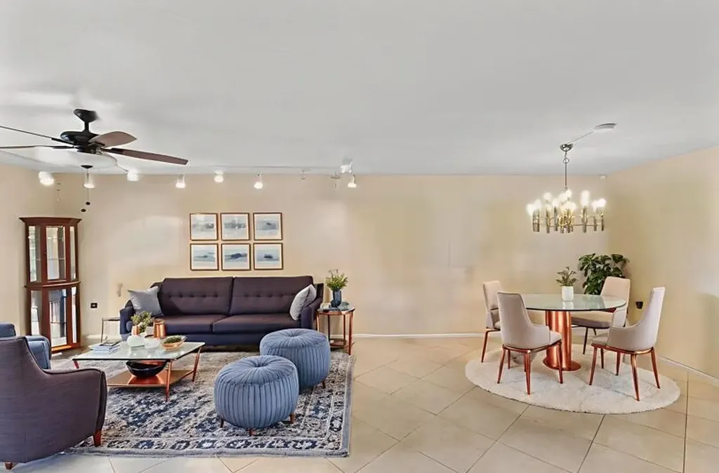 10155 Mangrove Drive Boynton Beach FL 33437