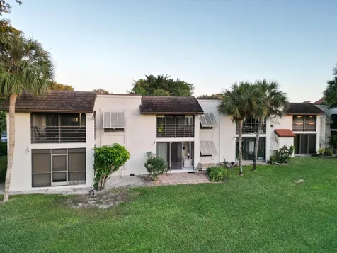10155 Mangrove Drive Boynton Beach FL 33437