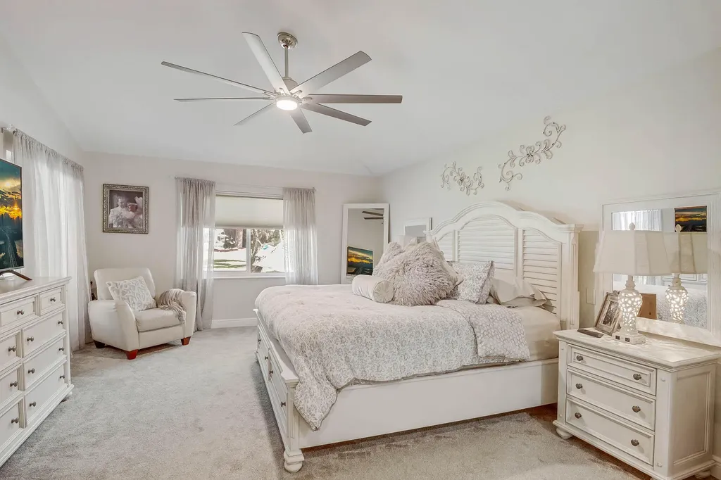 5641 Fountains Drive S Lake Worth FL 33467