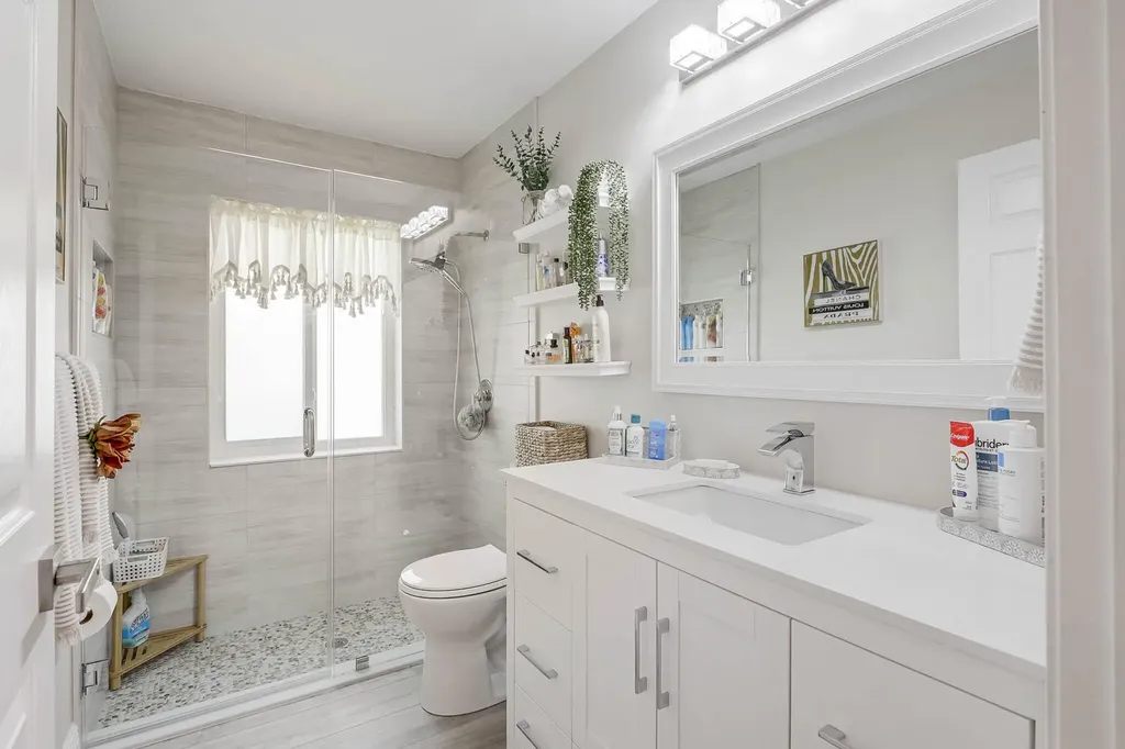 5641 Fountains Drive S Lake Worth FL 33467
