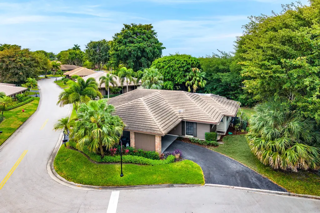 609 Cypress Key Drive Atlantis FL 33462